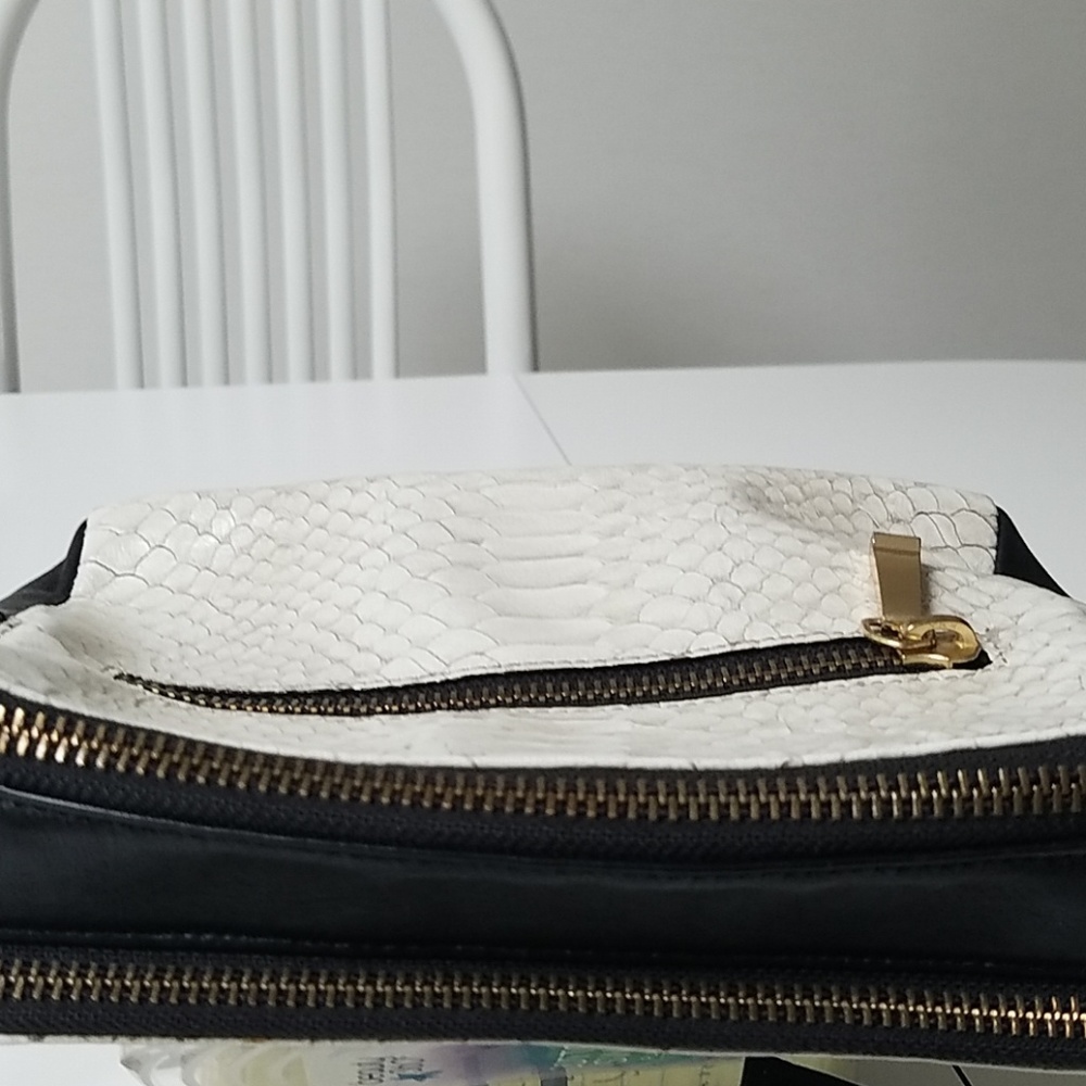 Bag - Picture 4 of 4